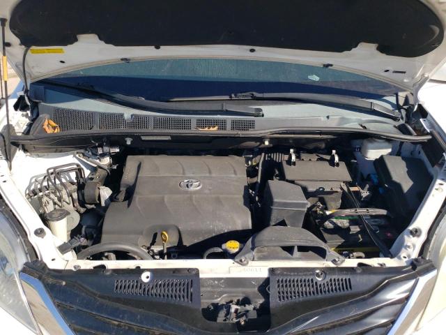 Photo 12 from auction – 2012 TOYOTA SIENNA LE with VIN 5TDKK3DC2CS239589