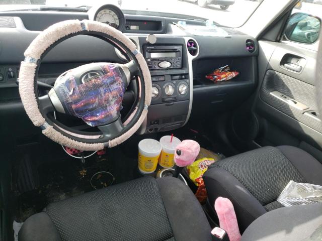 Photo 8 from auction – 2004 TOYOTA SCION XB with VIN JTLKT324840167718