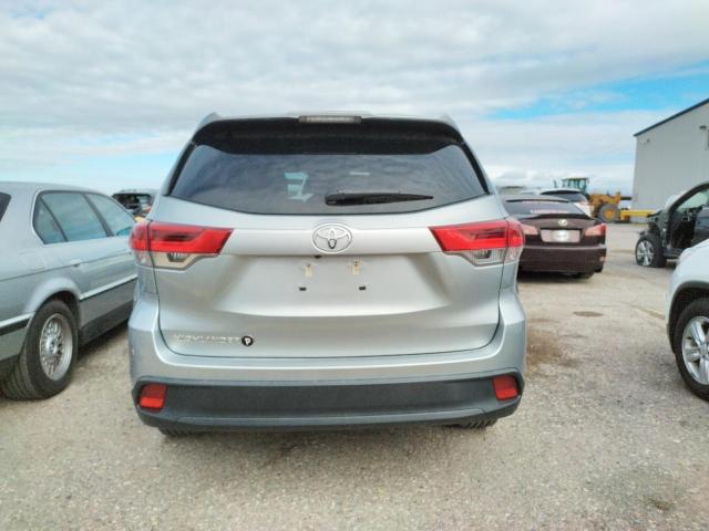 Photo 6 from auction – 2019 TOYOTA HIGHLANDER with VIN 5TDZZRFH7KS290543