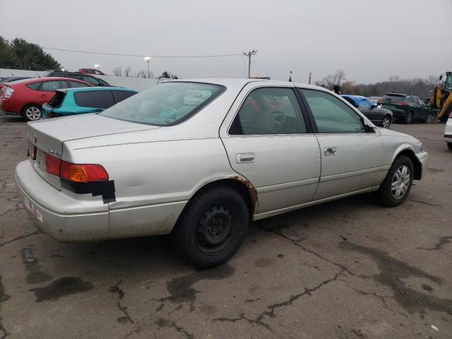 Photo 3 from auction – 2000 TOYOTA CAMRY CE with VIN 4T1BG22K4YU660976