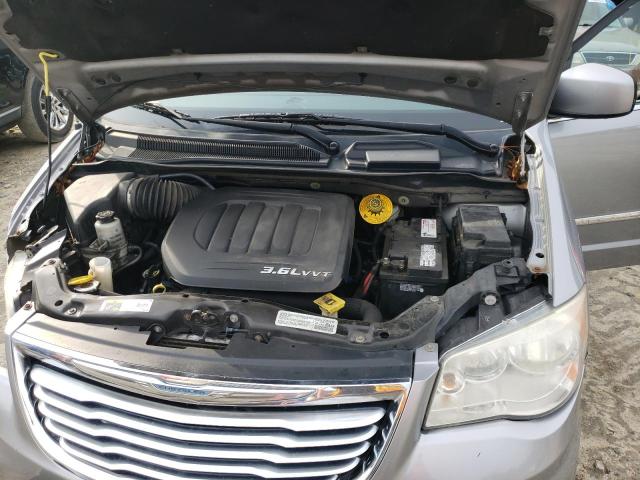 Photo 12 from auction – 2014 CHRYSLER TOWN & COU with VIN 2C4RC1BG8ER437224