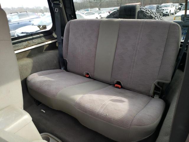 Photo 10 from auction – 2004 JEEP WRANGLER X with VIN 1J4FA39S94P709210