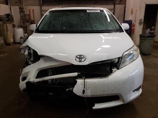 Photo 5 from auction – 2011 TOYOTA SIENNA XLE with VIN 5TDDK3DC1BS002826