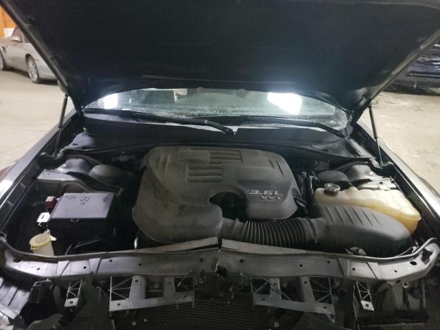 Photo 11 from auction – 2017 CHRYSLER 300 LIMITE with VIN 2C3CCAAG6HH624113