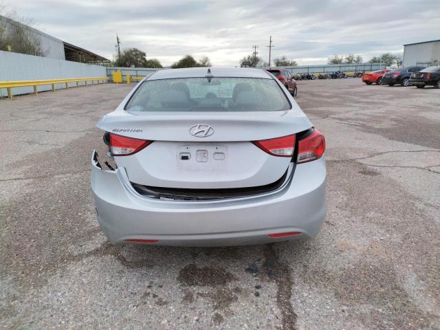 Photo 6 from auction – 2012 HYUNDAI ELANTRA GL with VIN 5NPDH4AE0CH125857