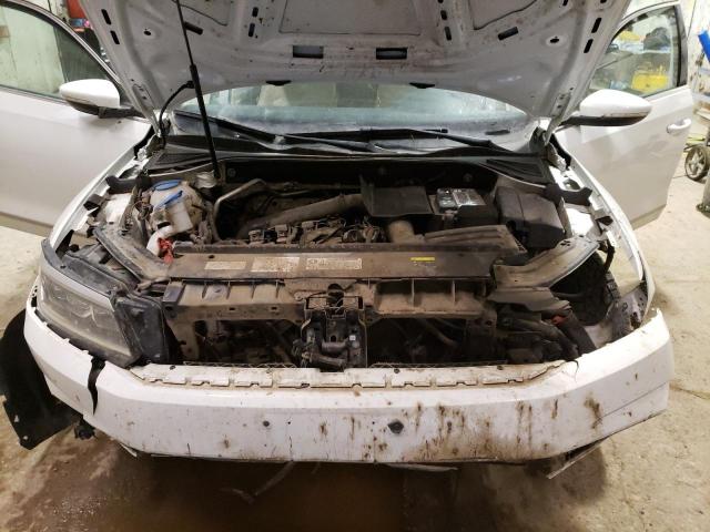 Photo 11 from auction – 2017 VOLKSWAGEN PASSAT SE with VIN 1VWBT7A33HC067944