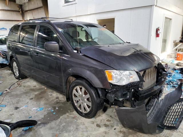 Photo 4 from auction – 2015 CHRYSLER TOWN & COU with VIN 2C4RC1AG9FR756134