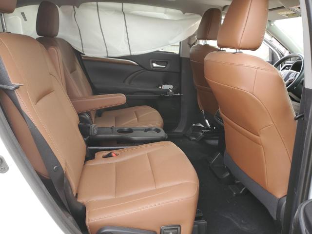Photo 11 from auction – 2019 TOYOTA HIGHLANDER with VIN 5TDYZRFH2KS299713