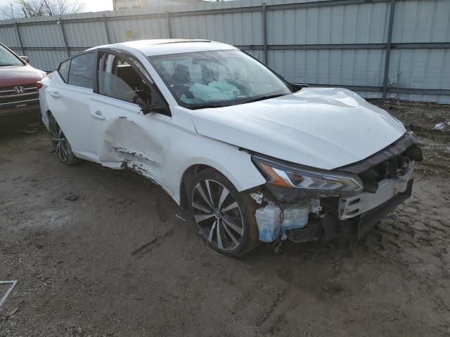 Photo 4 from auction – 2019 NISSAN ALTIMA SR with VIN 1N4BL4CV0KC152558