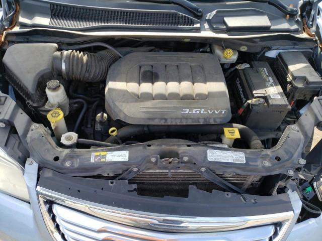 Photo 12 from auction – 2013 CHRYSLER TOWN & COU with VIN 2C4RC1BG1DR705335