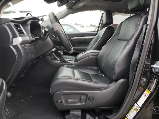 Photo 7 from auction – 2018 TOYOTA HIGHLANDER with VIN 5TDJZRFH0JS561602