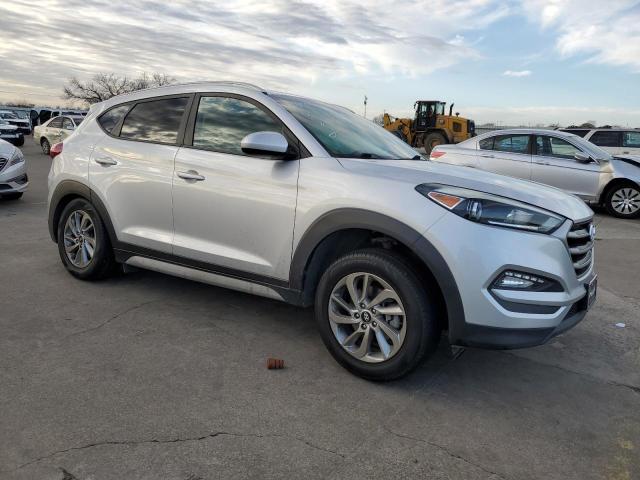 Photo 4 from auction – 2017 HYUNDAI TUCSON LIM with VIN KM8J3CA42HU476328