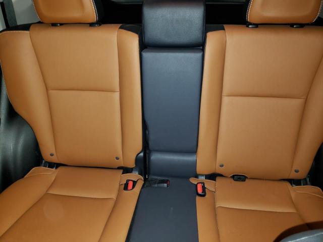 Photo 10 from auction – 2018 TOYOTA RAV4 LIMIT with VIN JTMDFREV4JJ238454