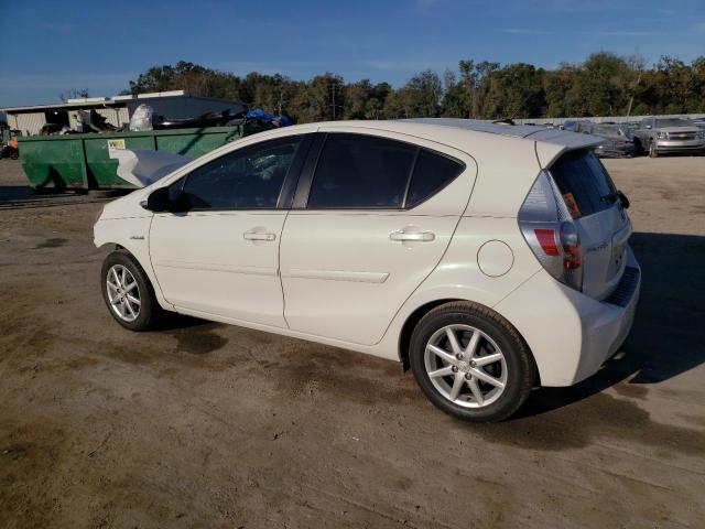 Photo 2 from auction – 2013 TOYOTA PRIUS C with VIN JTDKDTB35D1044064