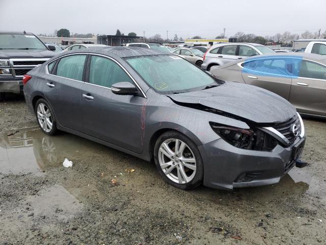 Photo 4 from auction – 2017 NISSAN ALTIMA 3.5 with VIN 1N4BL3AP1HC121293