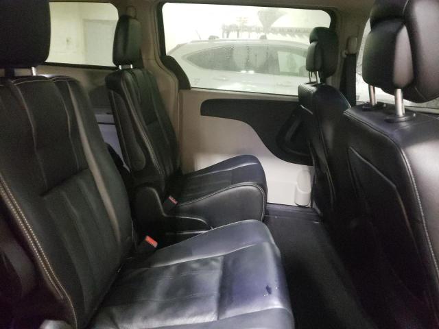 Photo 11 from auction – 2014 CHRYSLER TOWN & COU with VIN 2C4RC1BG1ER126539