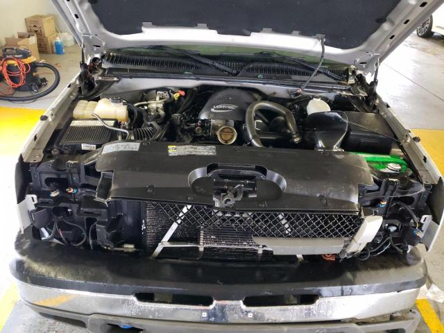 Photo 11 from auction – 2004 CHEVROLET SILVERADO with VIN 2GCEK19T041143222
