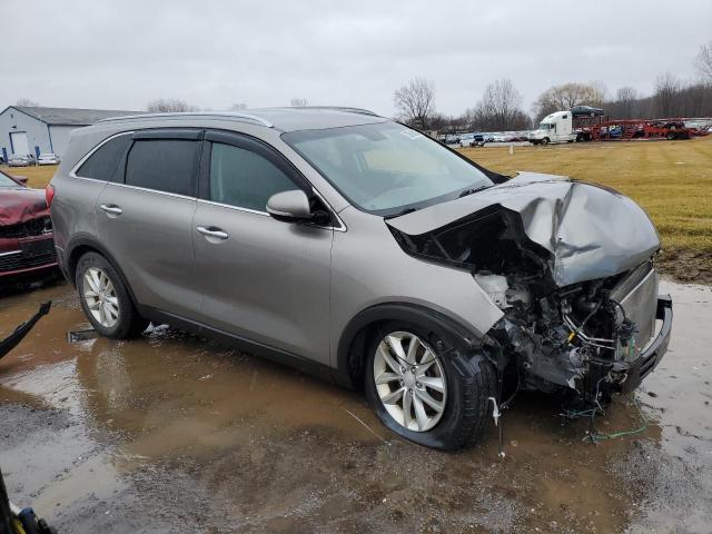 Photo 4 from auction – 2016 KIA SORENTO LX with VIN 5XYPG4A39GG106591