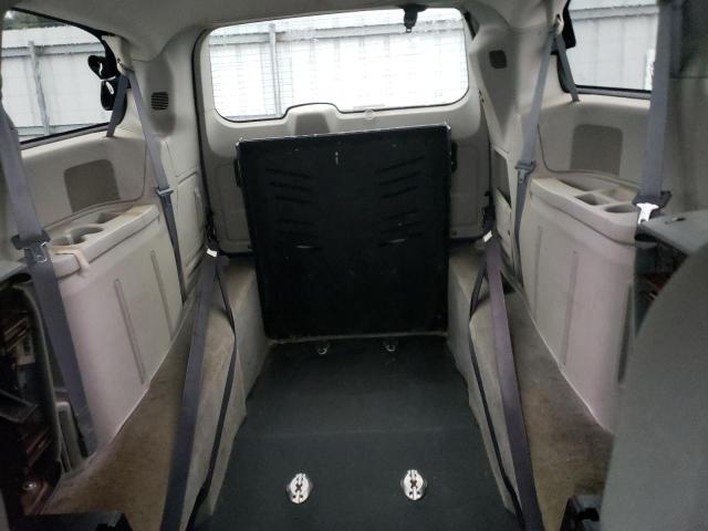 Photo 10 from auction – 2010 CHRYSLER TOWN & COU with VIN 2A4RR5D18AR166653