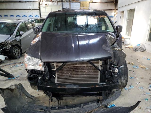 Photo 5 from auction – 2015 CHRYSLER TOWN & COU with VIN 2C4RC1AG9FR756134