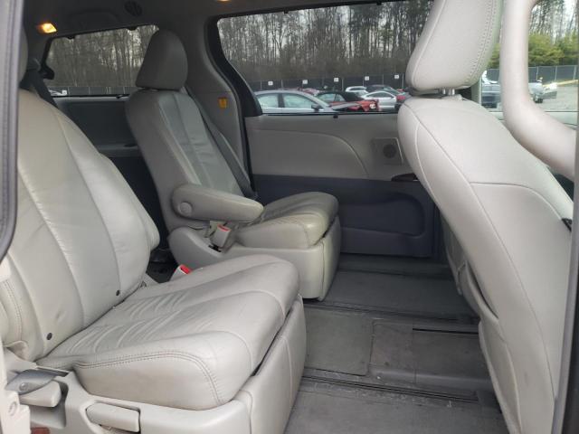 Photo 11 from auction – 2012 TOYOTA SIENNA XLE with VIN 5TDDK3DC9CS030956