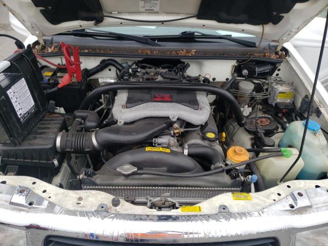 Photo 11 from auction – 2001 CHEVROLET TRACKER LT with VIN 2CNBJ634616916497