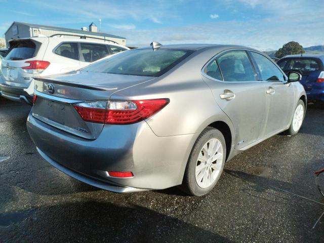 Photo 3 from auction – 2015 LEXUS ES 300H with VIN JTHBW1GG9F2096691