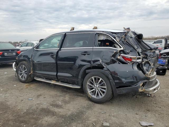 Photo 2 from auction – 2018 TOYOTA HIGHLANDER with VIN 5TDJZRFH0JS561602