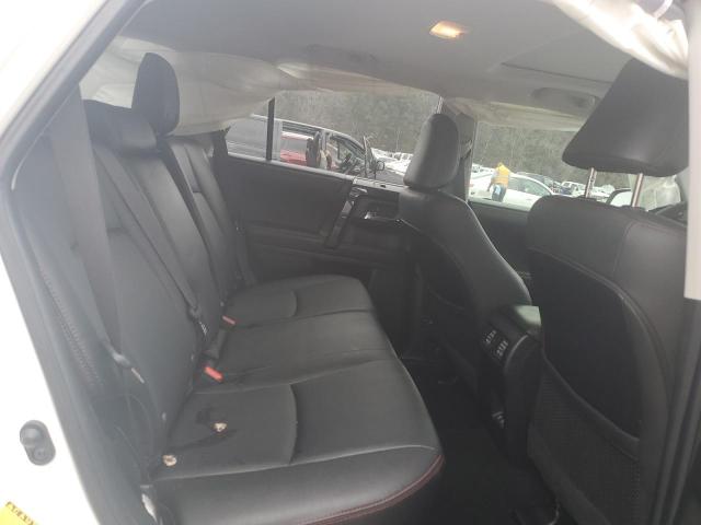 Photo 11 from auction – 2021 TOYOTA 4RUNNER SR with VIN JTERU5JR1M5912100