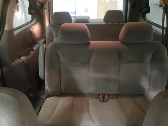 Photo 10 from auction – 2006 CHRYSLER TOWN & COU with VIN 1A4GP45R66B748770