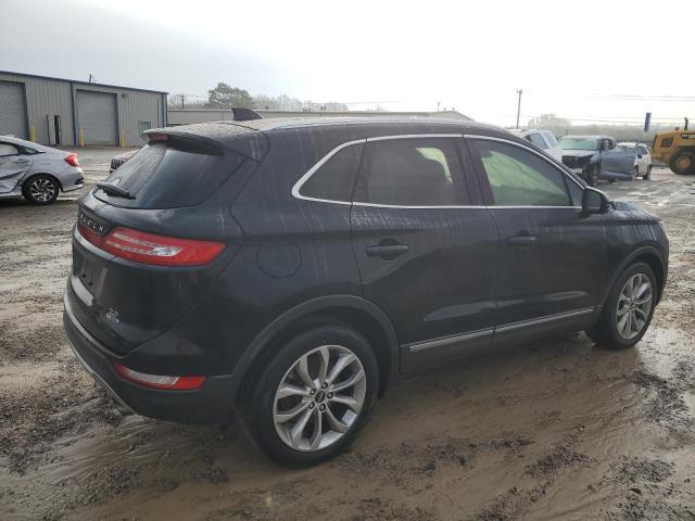 Photo 3 from auction – 2016 LINCOLN MKC SELECT with VIN 5LMCJ2C95GUJ08917