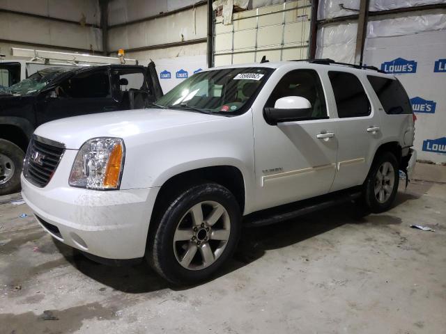 GMC YUKON SLT 2011 with VIN 1GKS1CE02BR152235 - Photo from auction
