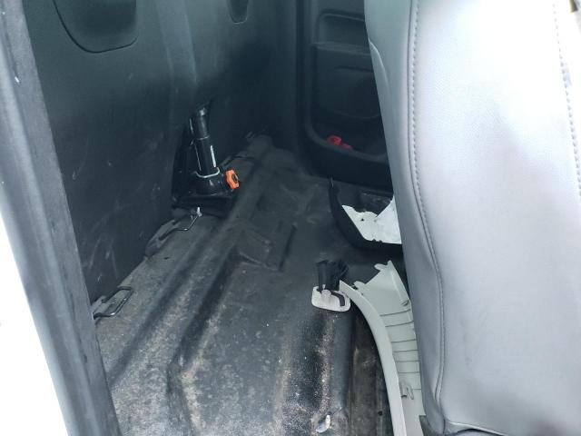 Photo 10 from auction – 2018 CHEVROLET COLORADO with VIN 1GCHSBEA7J1270347
