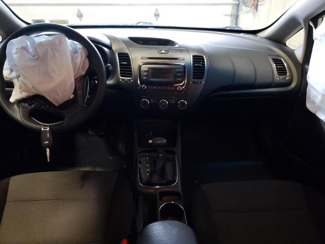 Photo 8 from auction – 2017 KIA FORTE LX with VIN 3KPFK4A78HE160122