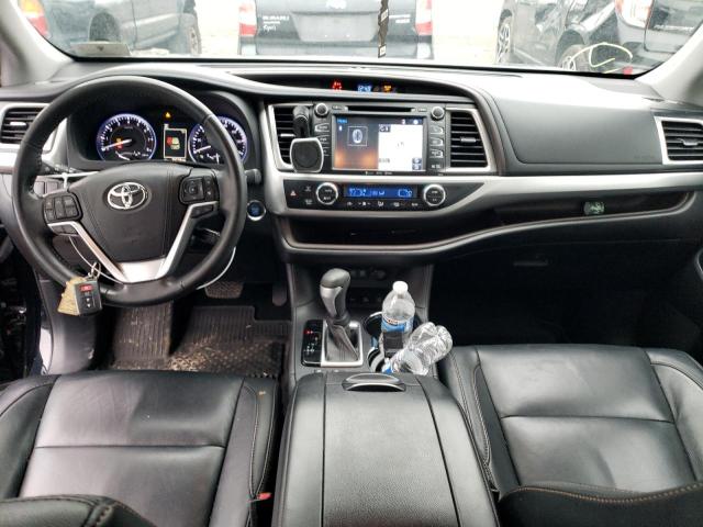 Photo 8 from auction – 2018 TOYOTA HIGHLANDER with VIN 5TDJZRFH1JS555713