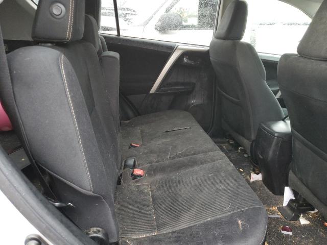Photo 11 from auction – 2015 TOYOTA RAV4 XLE with VIN 2T3RFREV4FW399109