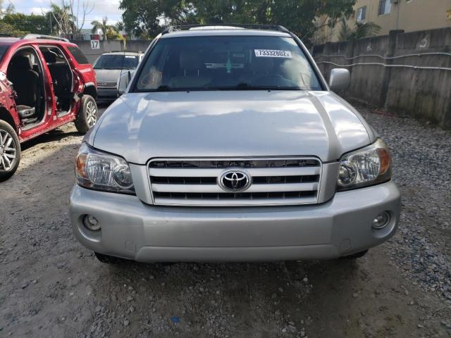 Photo 5 from auction – 2004 TOYOTA HIGHLANDER with VIN JTEGD21A240100866