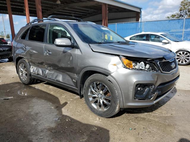 Photo 4 from auction – 2013 KIA SORENTO SX with VIN 5XYKWDA28DG320732