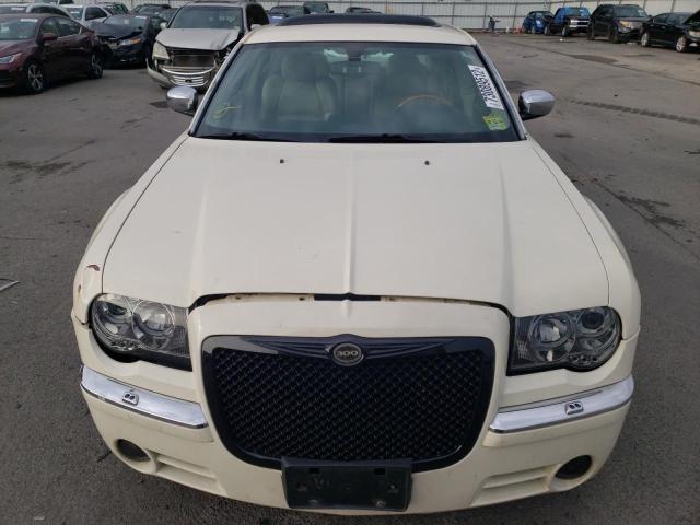 Photo 5 from auction – 2005 CHRYSLER 300C with VIN 2C3AA63H55H504153