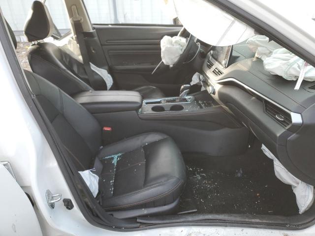 Photo 7 from auction – 2019 NISSAN ALTIMA SR with VIN 1N4BL4CV0KC152558