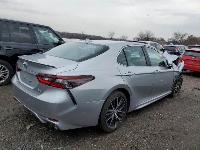 Photo 3 from auction – 2022 TOYOTA CAMRY SE with VIN 4T1G11AK2NU681646