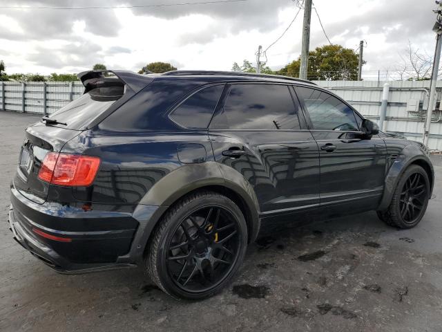 Photo 3 from auction – 2018 BENTLEY BENTAYGA with VIN SJAAC4ZV3JC017846