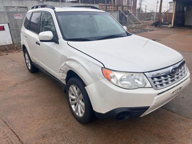 SUBARU FORESTER 2 2011 with VIN JF2SHADCXBH755593 - Photo from auction