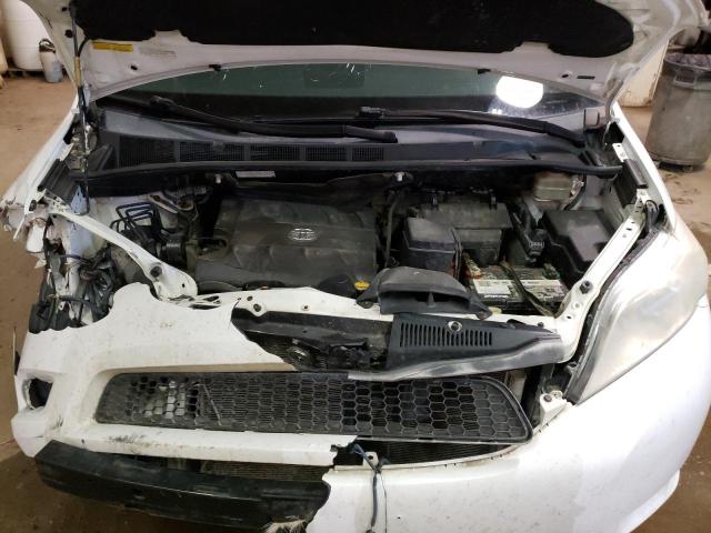 Photo 12 from auction – 2011 TOYOTA SIENNA XLE with VIN 5TDDK3DC1BS002826