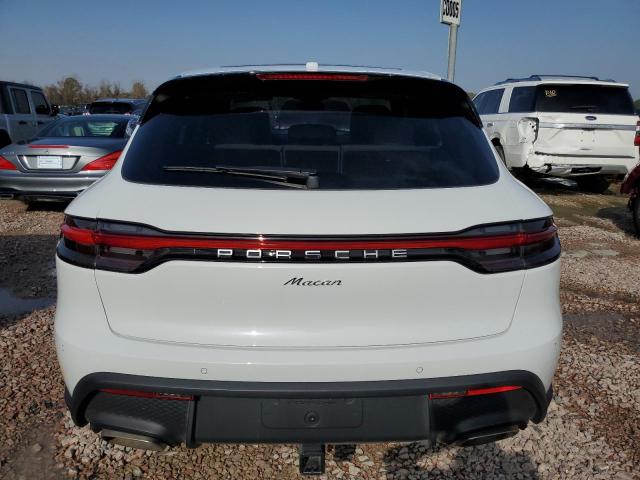Photo 6 from auction – 2022 PORSCHE MACAN with VIN WP1AA2A57NLB06876