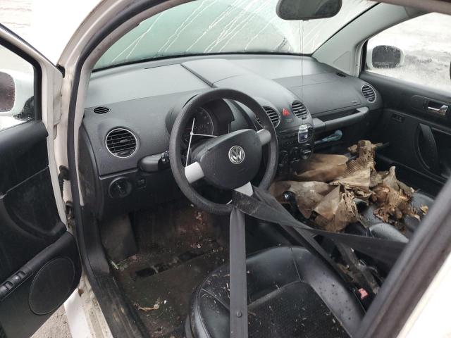 Photo 8 from auction – 2010 VOLKSWAGEN NEW BEETLE with VIN 3VWPG3AG0AM015794