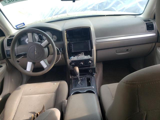 Photo 8 from auction – 2009 CHRYSLER 300 LX with VIN 2C3KA43D69H524035