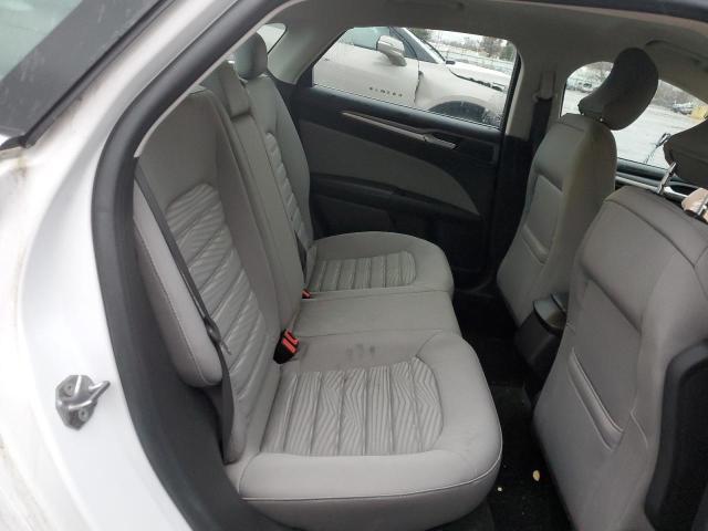 Photo 10 from auction – 2016 FORD FUSION S with VIN 3FA6P0G77GR185012