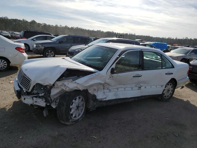 MERCEDES-BENZ E 320 1998 with VIN WDBJF65F7WA621899 - Photo from auction