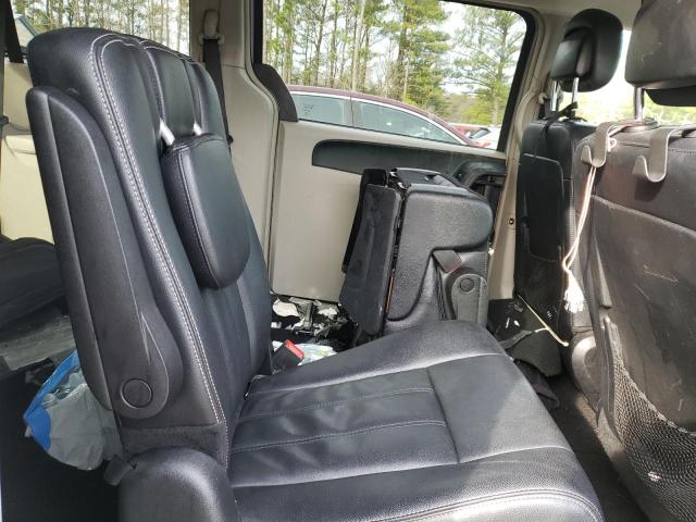 Photo 11 from auction – 2014 CHRYSLER TOWN & COU with VIN 2C4RC1BG8ER437224